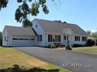 6 Bermuda Rd, Whitesboro, NY 13492