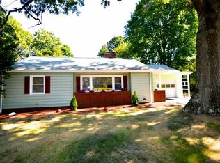 122 Glenvale Ter, Bridgeport, CT 06610