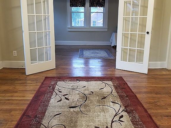 Dining Room - Main Floor