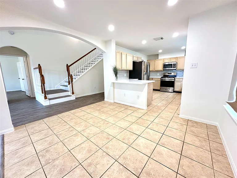 25311 Clover Ranch Dr — Photo 7