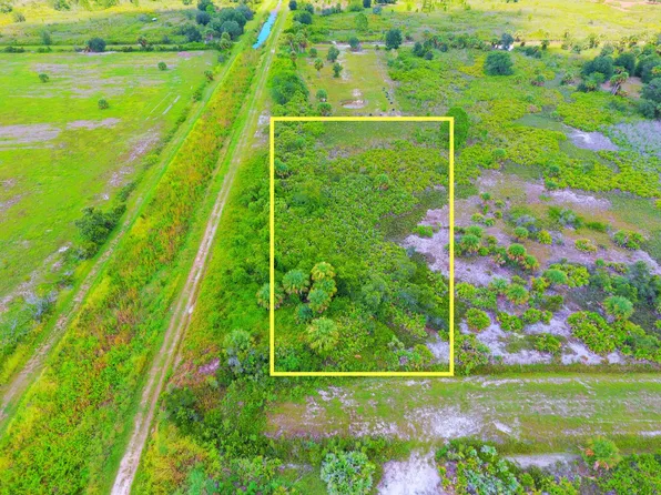 21591 NW 282nd Street, Okeechobee, FL 34972