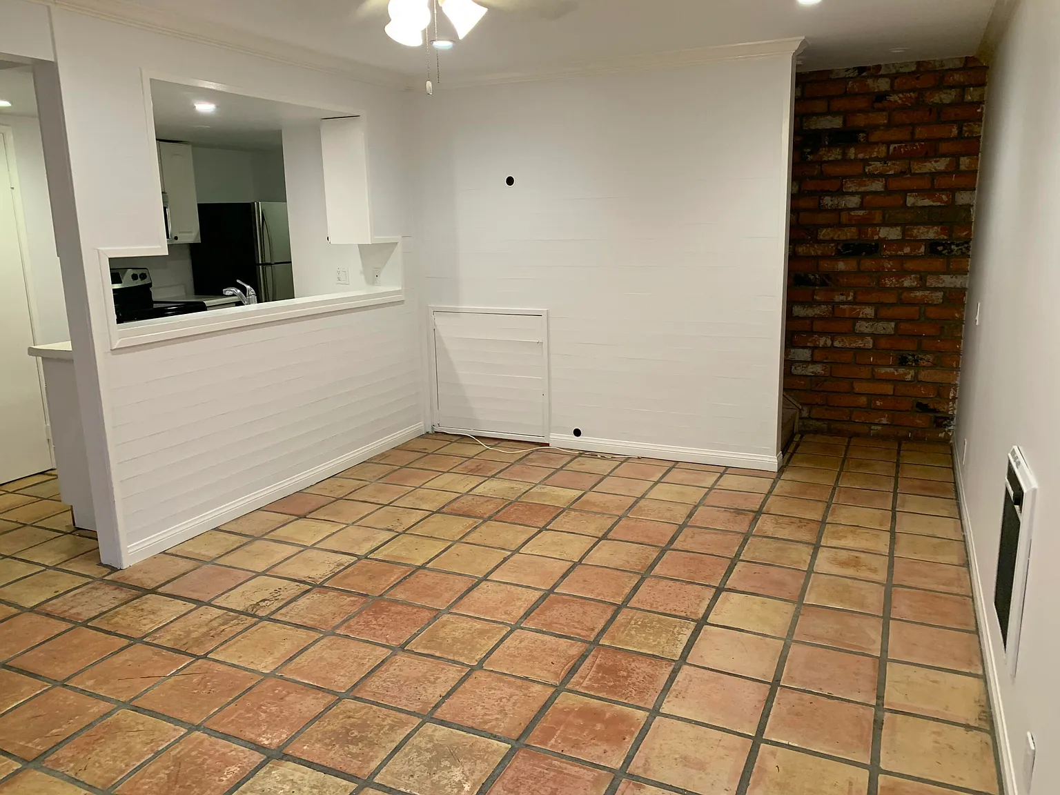 2 bed, 1.0 bath, 840 sqft, $3,300 — Photo 4