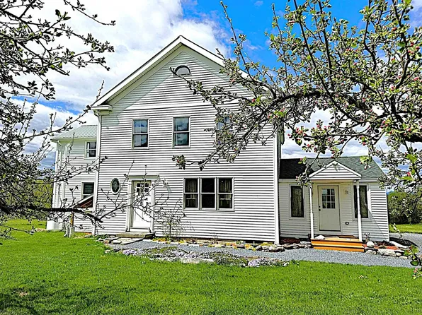 194 S Bingham Street, Cornwall, VT 05753