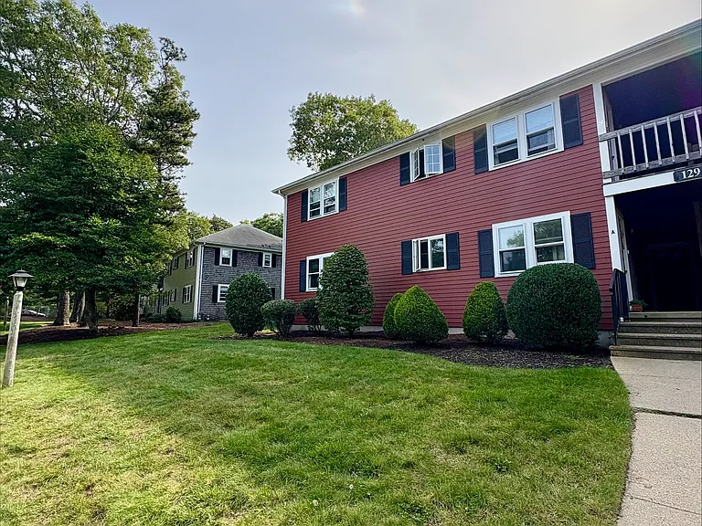 141A Searsville Rd #141 — Photo 12