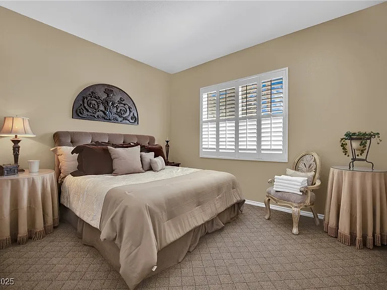 1004 Golden Age Ct — Photo 13