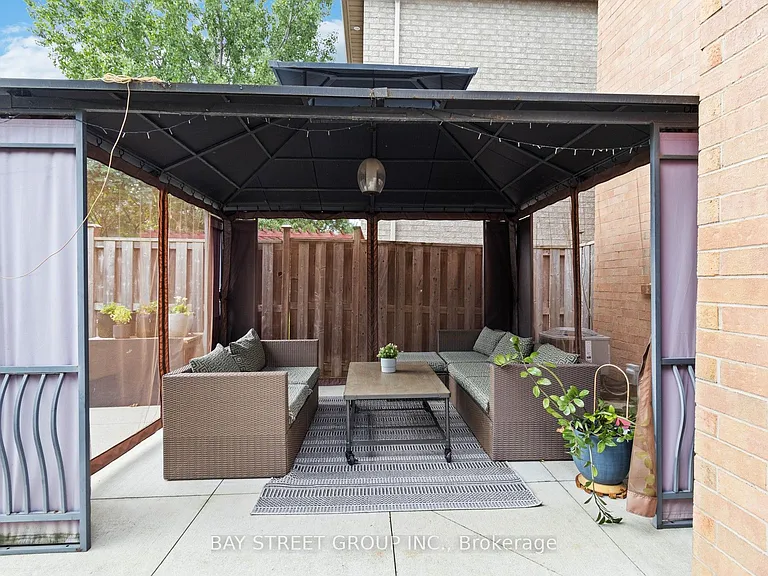 7229 Dime Cres — Photo 19