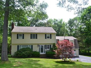 68 Southwood Ter, Southbury, CT 06488