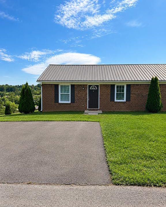 1st image of 116 Salter Rd #2