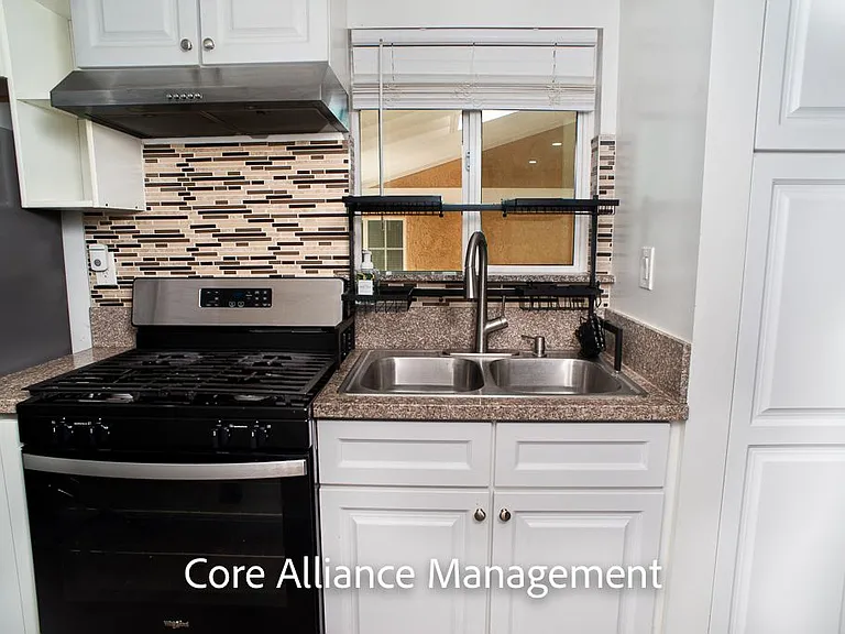 9413 Farralone Ave — Photo 2