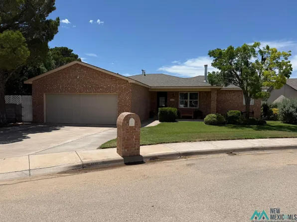2103 W Currier Ave, Artesia, NM 88210