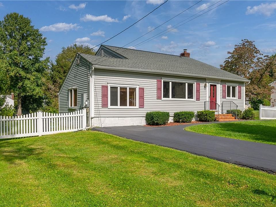 1st image of 2921 S Deerfield Avenue