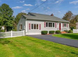 2921 S Deerfield Ave, Yorktown Heights, NY 10598