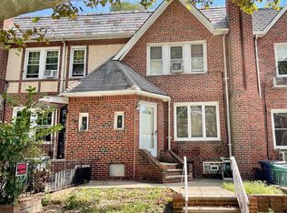 53-09 62nd St, Maspeth, NY