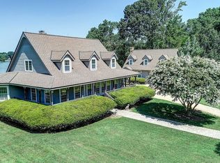 3861 Newmans Neck Rd, Heathsville, VA 22473