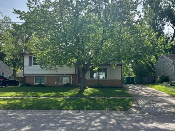 5811 Cranston St, Portage, MI 49002