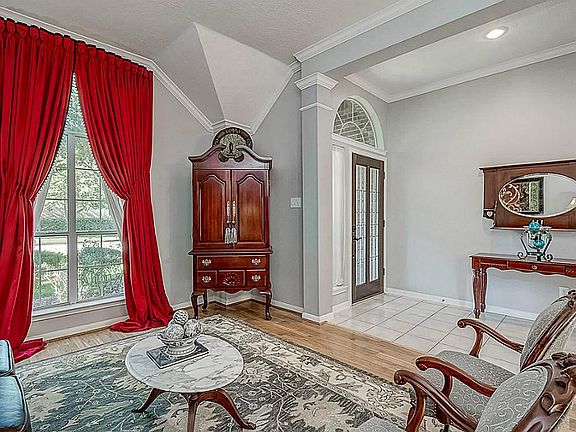 5th image of 3603 Pemberton Dr
