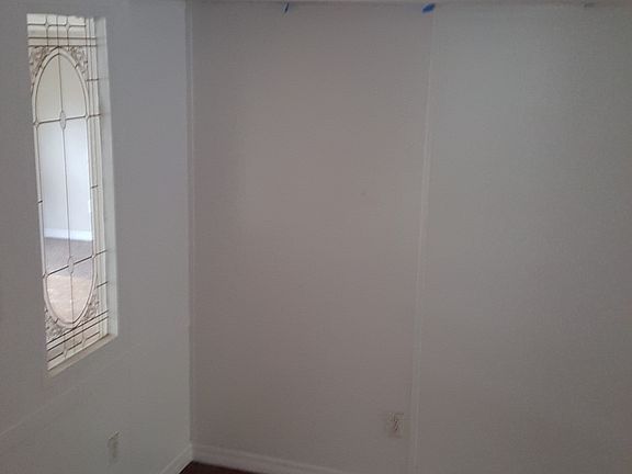 4th image of 12904 NE 6th Ave