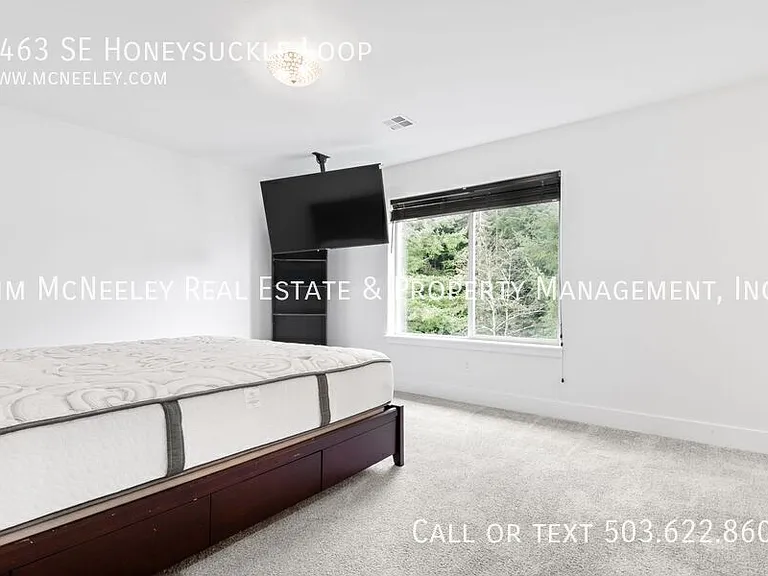 1463 SE Honeysuckle Loop — Photo 21