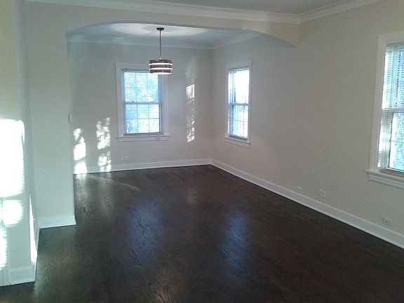 4th image of 8309 Lowell Ave