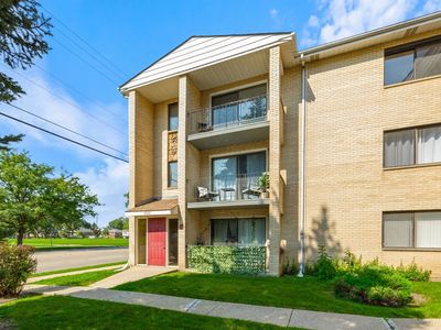 6332 Pershing Rd APT 3C, Berwyn, IL, 60402