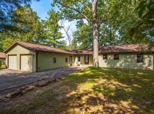 11188 Catatoga Dr, Plainview, IL 62685