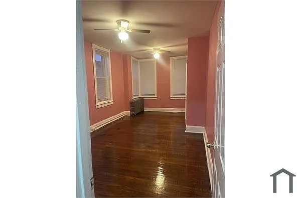 Building Photo - 723 W Allegheny Ave #1