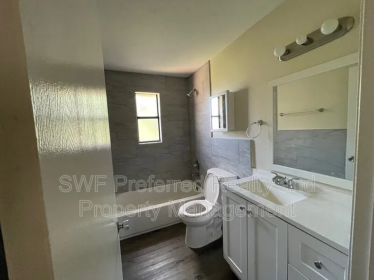 4613 Skyline Blvd #7 — Photo 16