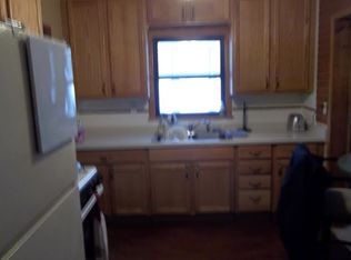 858 Lincoln Dr W, West Bend, WI 53095