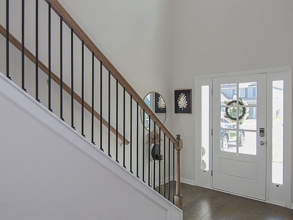 3rd image of 42 Willow Moss Way