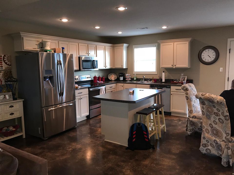 2nd image of 111 Sloan Dr
