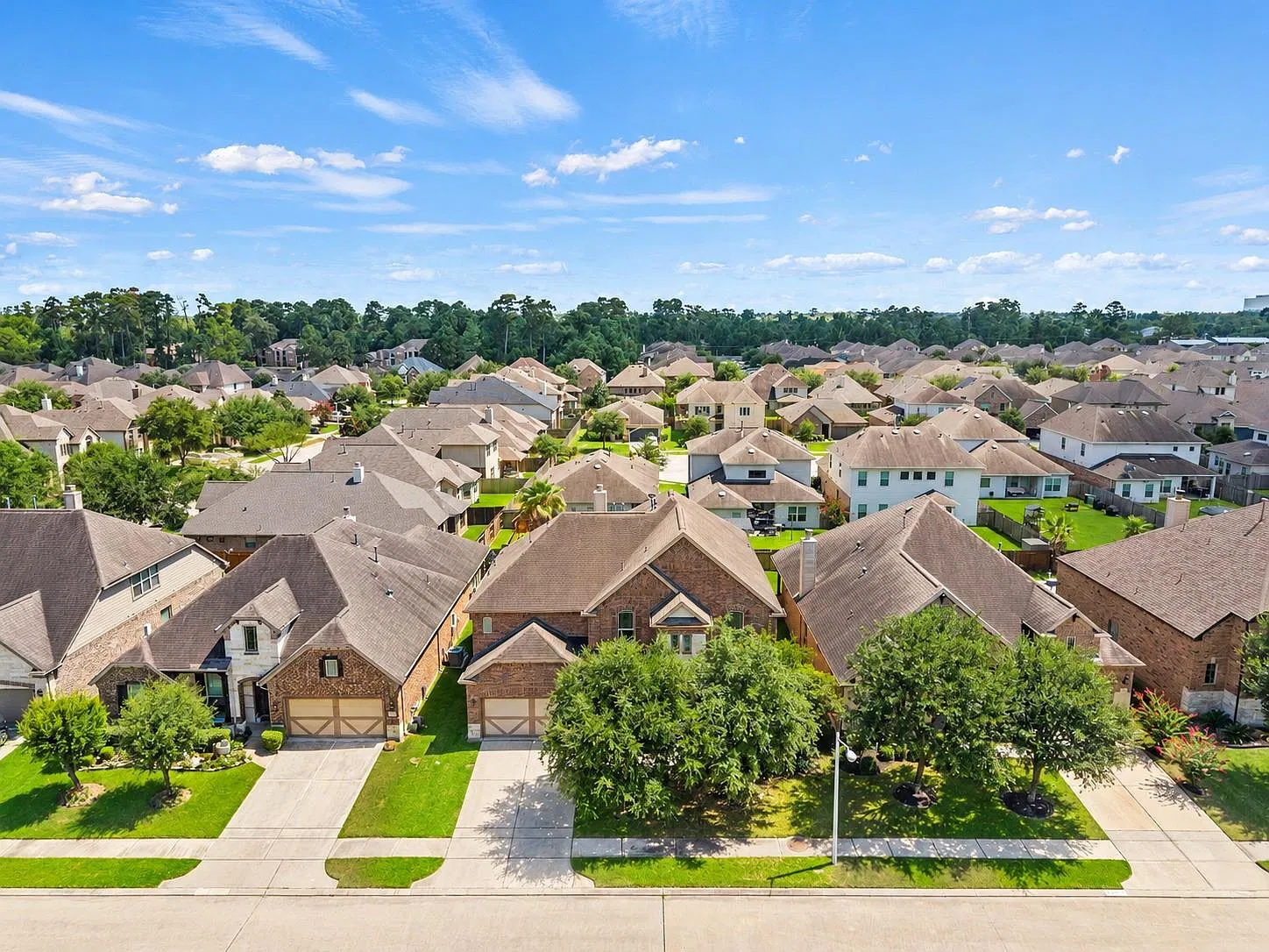 5 bed, 3.5 bath, 4259 sqft, $4,300 — Photo 4