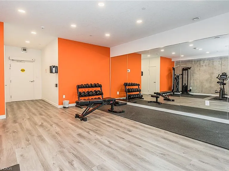 1442 Highland Rd W #913 — Photo 4