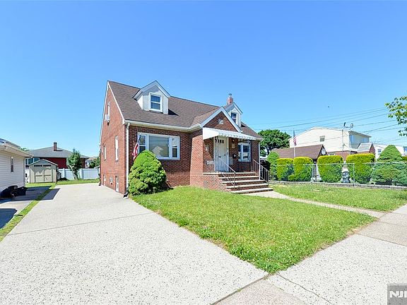 2nd image of 54 Avenue B