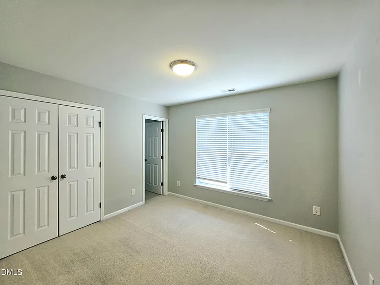 9716 Layla Ave — Photo 10