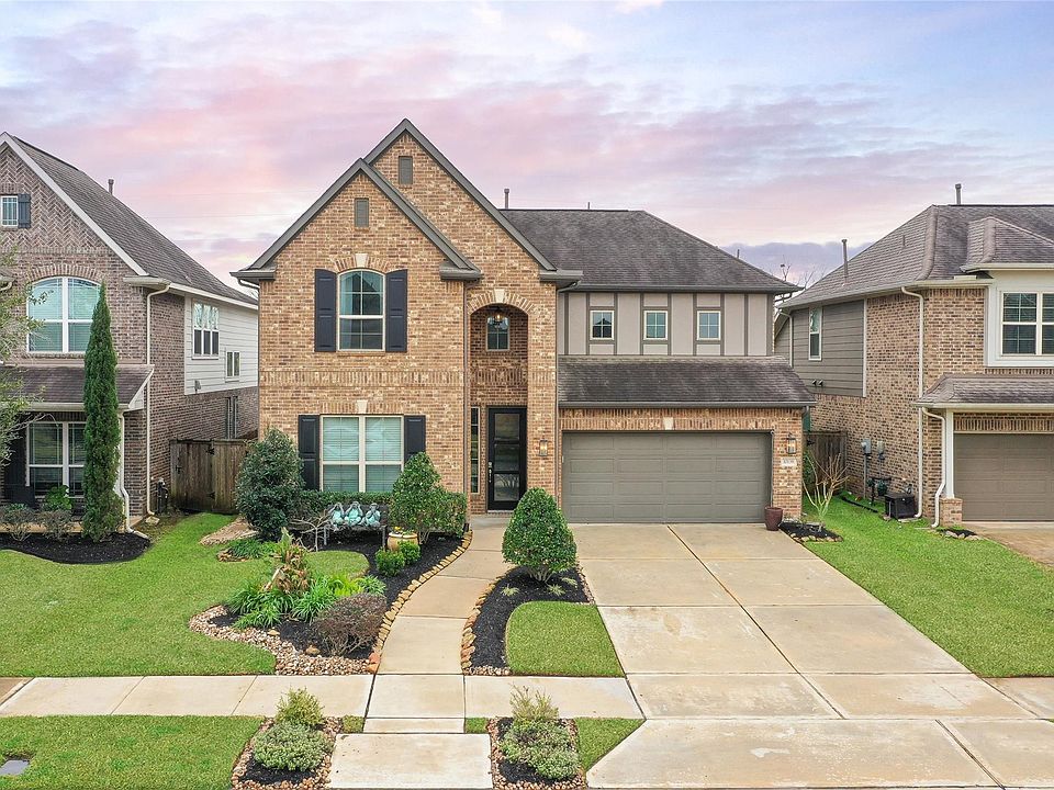 1st image of 10139 Deerpark Dr