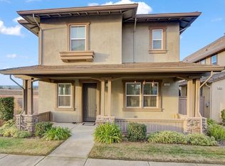 1549 Bonanza Ln, Folsom, CA 95630