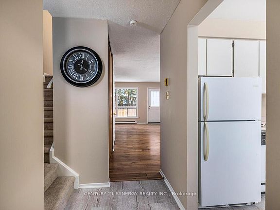5th image of 3115 Olympic Way #51