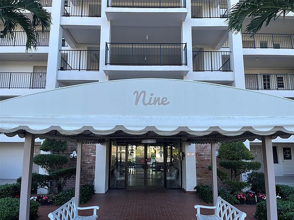 2nd image of 3100 N Palm Aire Drive #304