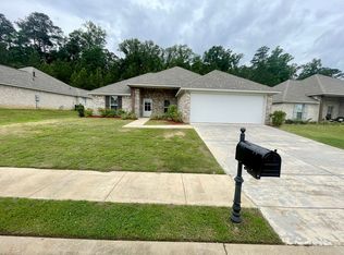 560 Stone Brook Pl, Brandon, MS 39042