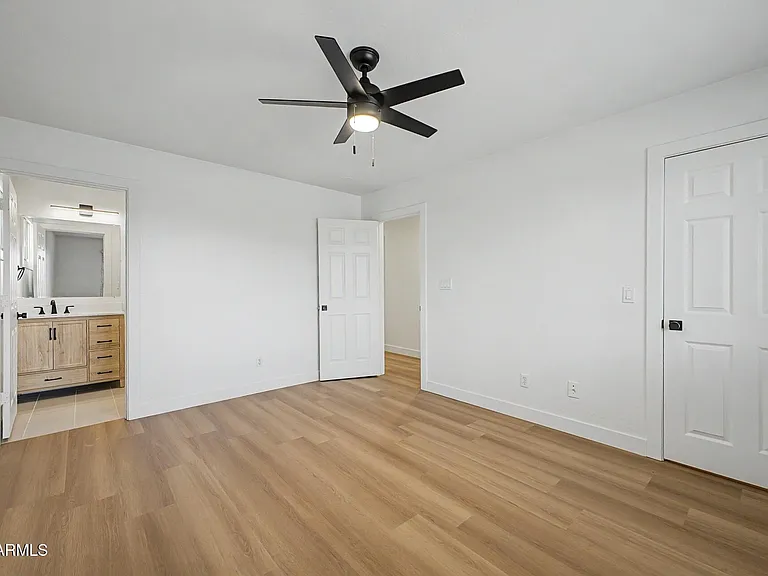 3613 S Kenneth Pl — Photo 13