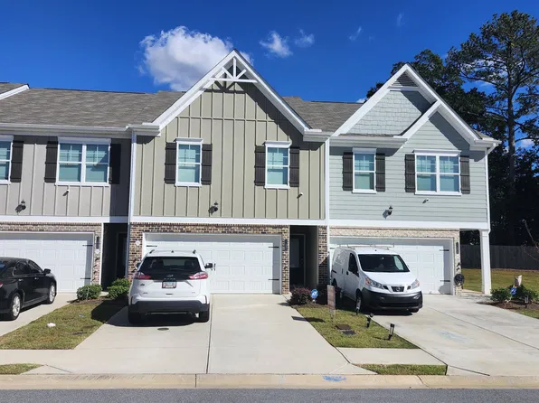11692 Mendenhall Ct, Hampton, GA 30228