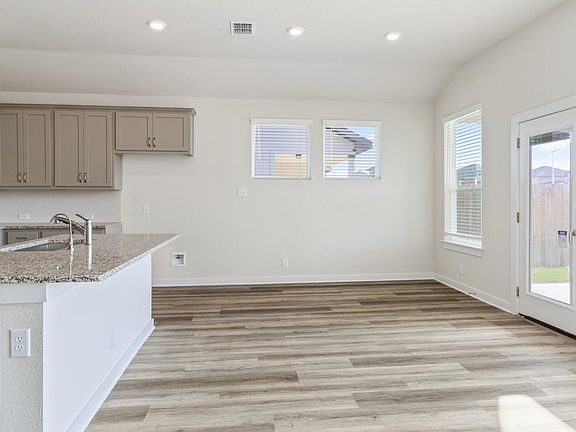 7th image of this home