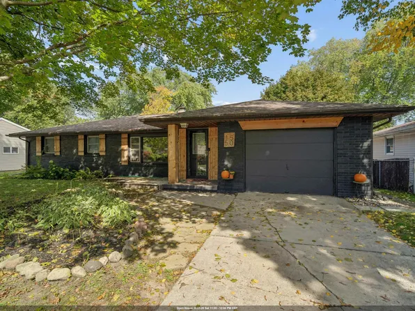 1550 Careful Dr, Green Bay, WI 54304