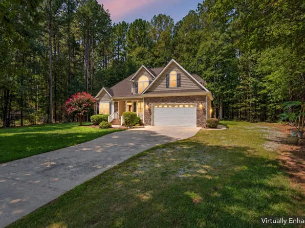 533 Birdsong Ln, Hurdle Mills, NC 27541