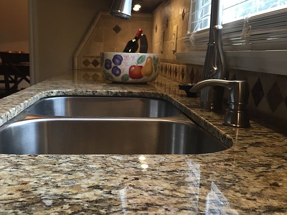 Beveled granite countertops!