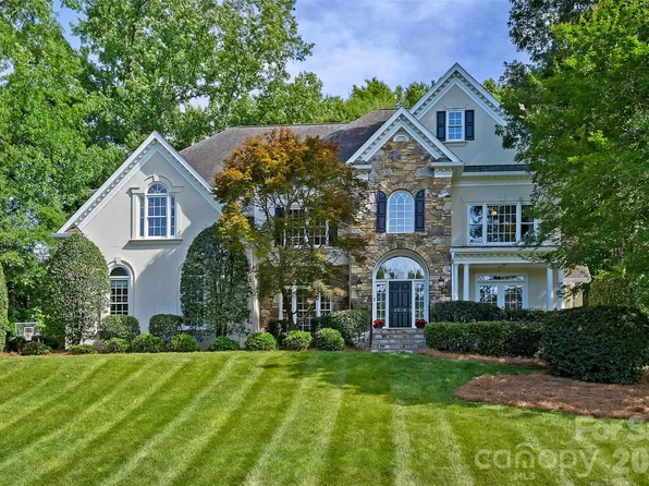 6536 Seton House Ln, Charlotte, NC 28277
