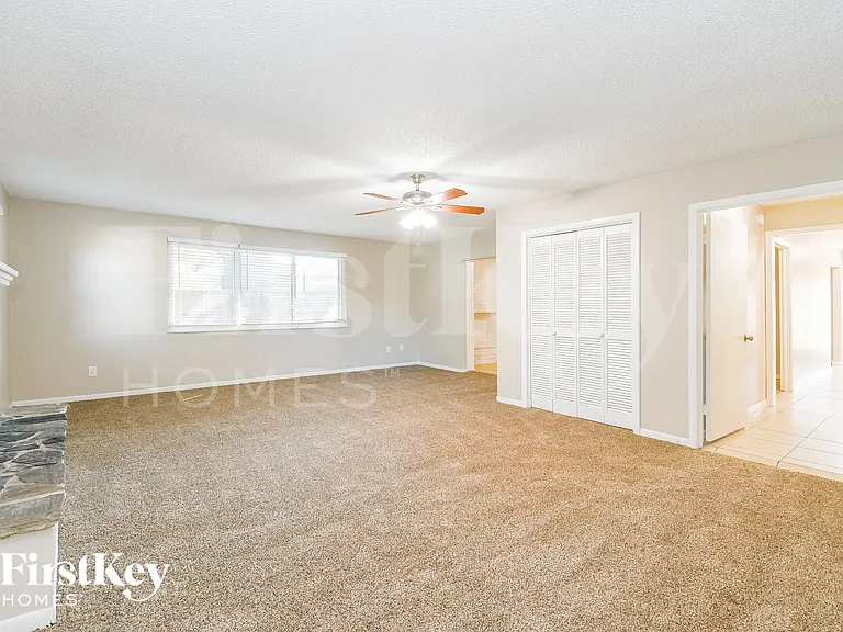 8801 Coventry Ct — Photo 7
