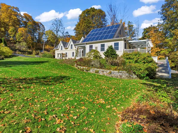 72 Middle Street, Hallowell, ME 04347