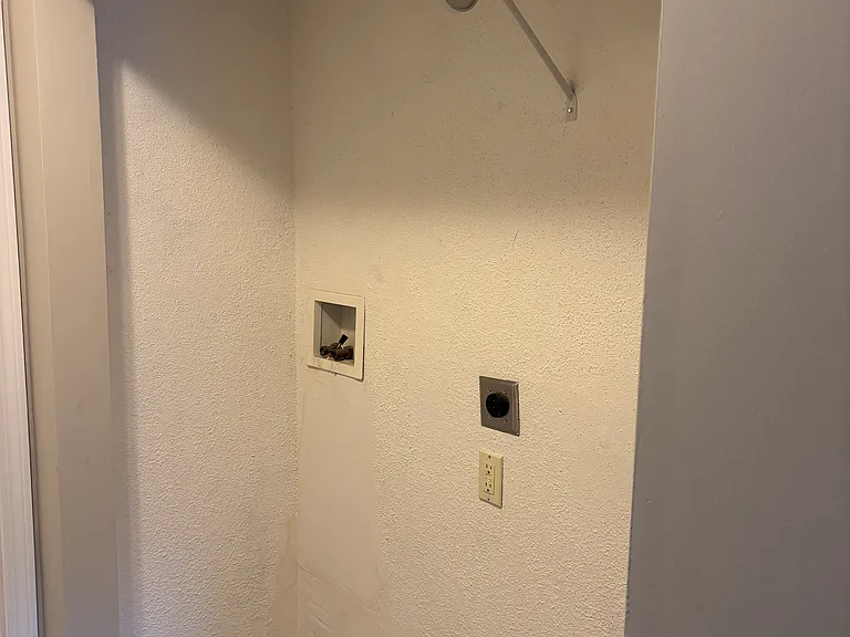 3 New Haven Dr #205 — Photo 20