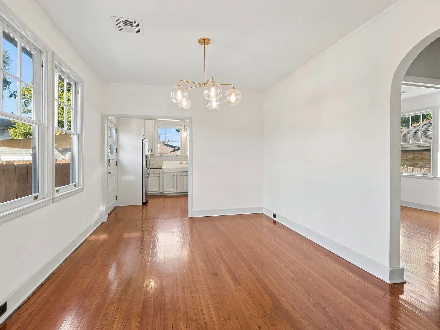 2 bed, 1440 sqft, $2,200 — Photo 4
